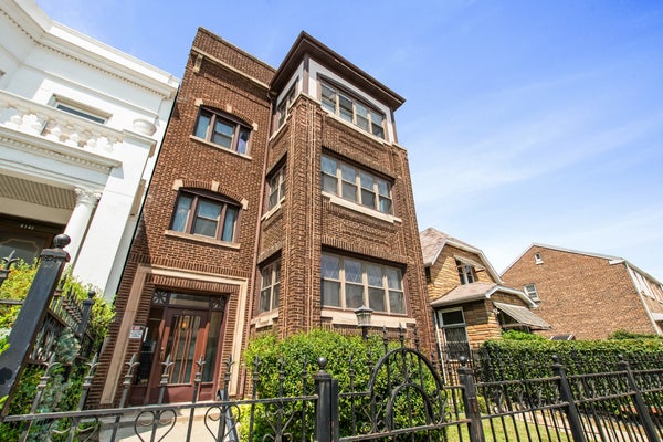 6144 S INDIANA AVE APT 2F, CHICAGO, IL 60637 - Image a8d30cb215ef2a14e82d3561fcb6ecc5/2237823110