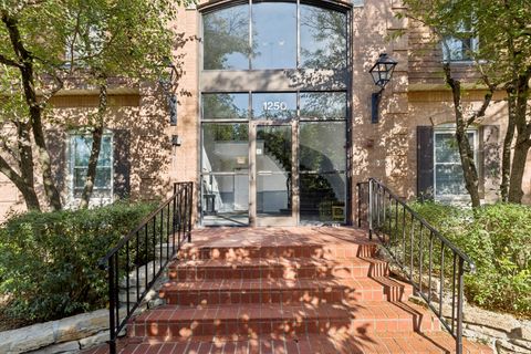 Photo of 1250 Park Avenue #435, Highland Park, IL 60035 (MLS # 12449619) Photo of 1250 Park Avenue #435, Highland Park, IL 60035 (MLS # 12449619)