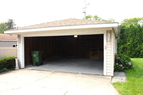 A home in Oak Lawn