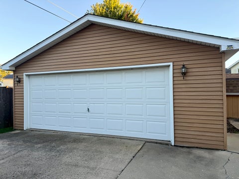 Tiny photo for 1101 4H Road, Ottawa, IL 61350 (MLS # 12775980)