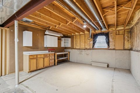 Tiny photo for 915 Beaver Pond Drive, Marengo, IL 60152 (MLS # 12520574)