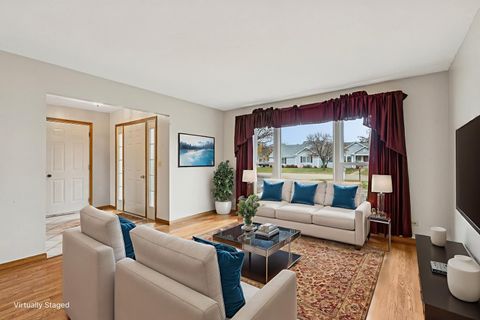 Tiny photo for 915 Beaver Pond Drive, Marengo, IL 60152 (MLS # 12520574)