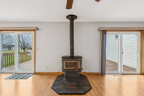 Tiny photo for 915 Beaver Pond Drive, Marengo, IL 60152 (MLS # 12520574)