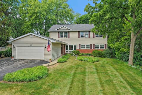 Tiny photo for 910 Division Street, Barrington, IL 60010 (MLS # 12714134)