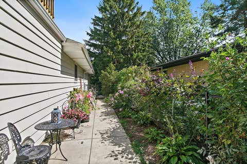 Tiny photo for 910 Division Street, Barrington, IL 60010 (MLS # 12714134)