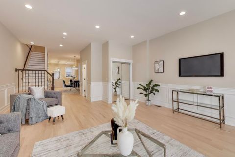 Tiny photo for 4938 S Vincennes Avenue, Chicago, IL 60615 (MLS # 12507228)