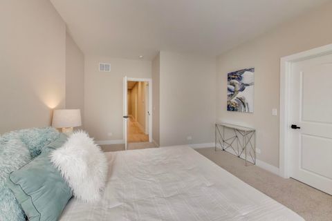 Tiny photo for 4938 S Vincennes Avenue, Chicago, IL 60615 (MLS # 12507228)