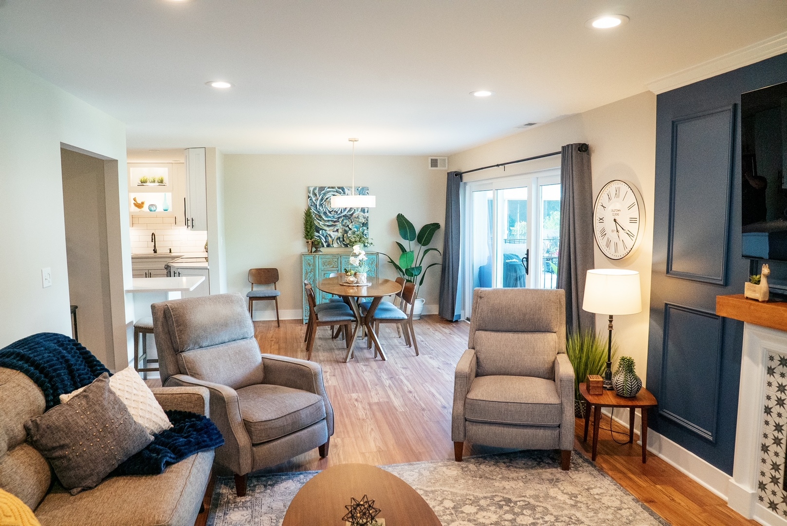 1 Normandie Drive 211