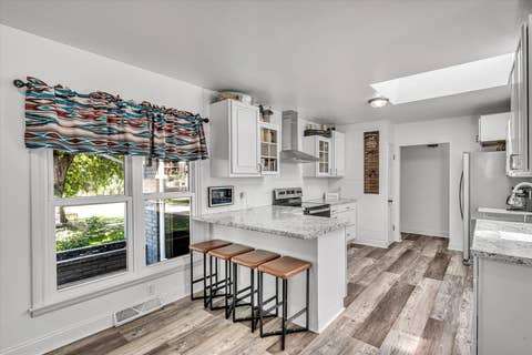 Tiny photo for 15825 322nd Street W, Illinois City, IL 61259 (MLS # 12708578)