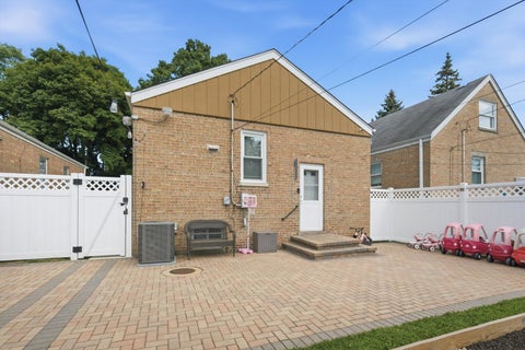 Tiny photo for 3432 Highland Avenue, Berwyn, IL 60402 (MLS # 12753757)