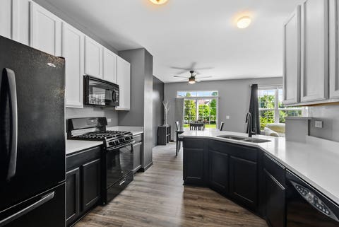 Tiny photo for 1389 S Alder Creek Court, Romeoville, IL 60446 (MLS # 12715853)
