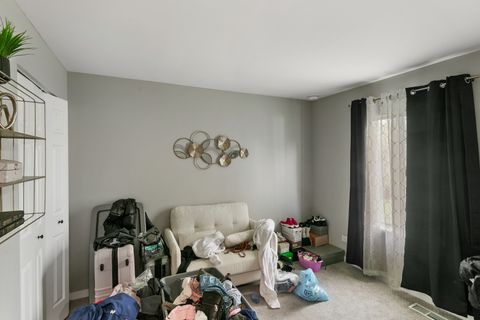 Tiny photo for 18200 Fountainbleau Drive, Hazel Crest, IL 60429 (MLS # 12626818)