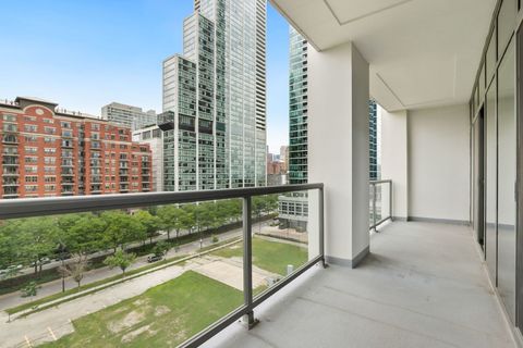 Tiny photo for 1235 S Prairie Avenue #807, Chicago, IL 60605 (MLS # 12502653)