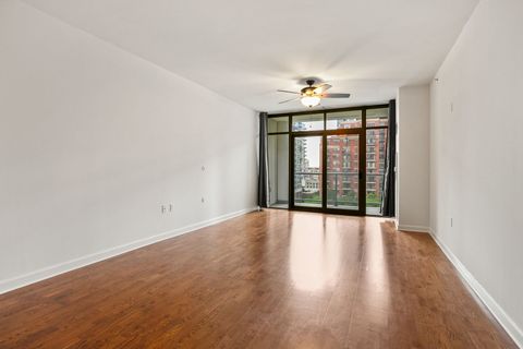 Tiny photo for 1235 S Prairie Avenue #807, Chicago, IL 60605 (MLS # 12502653)