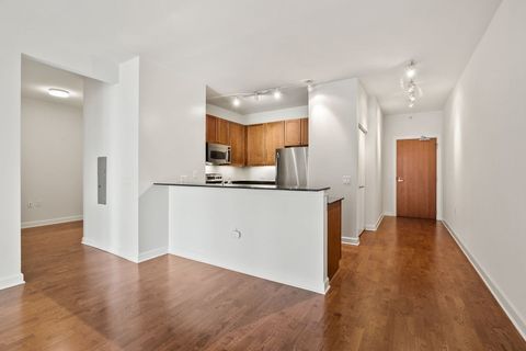 Tiny photo for 1235 S Prairie Avenue #807, Chicago, IL 60605 (MLS # 12502653)