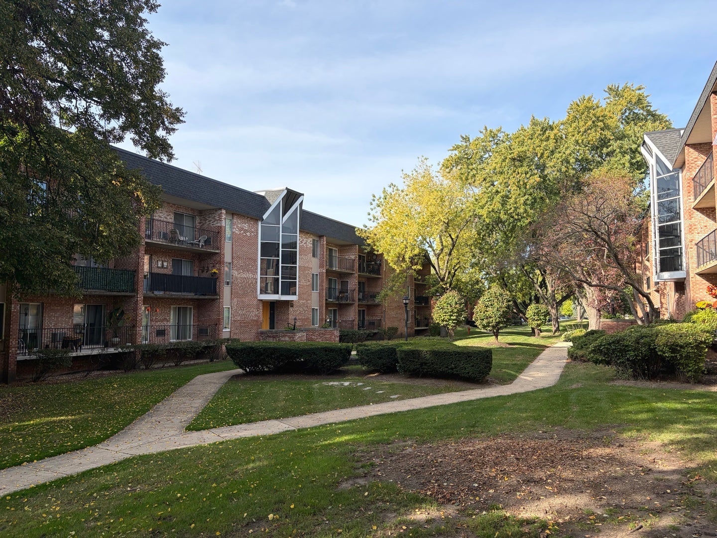 1001 N Mill Street 307 - Photo 2