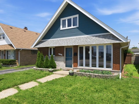 Tiny photo for 8404 45th Street, Lyons, IL 60534 (MLS # 12692583)
