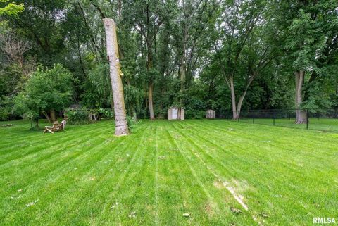 Tiny photo for 5312 HILLANDALE Road, Davenport, IA 52806 (MLS # QC4266005)