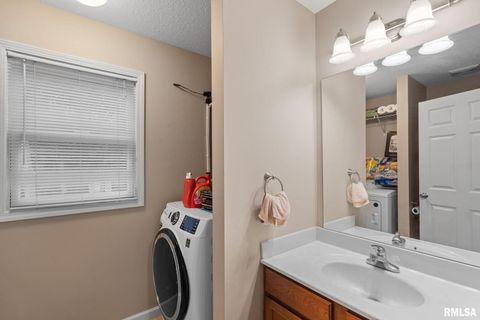 Tiny photo for 5312 HILLANDALE Road, Davenport, IA 52806 (MLS # QC4266005)