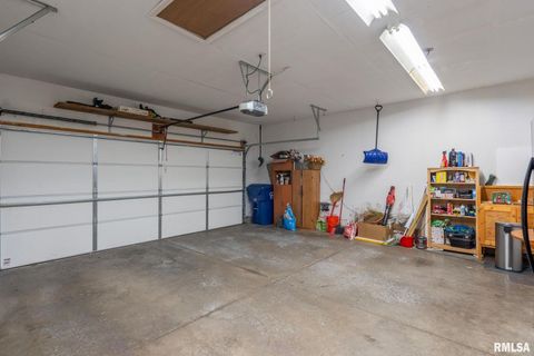 Tiny photo for 5312 HILLANDALE Road, Davenport, IA 52806 (MLS # QC4266005)