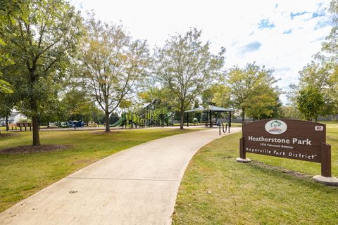 Tiny photo for 3311 Fairmont Avenue, Naperville, IL 60564 (MLS # 12525346)