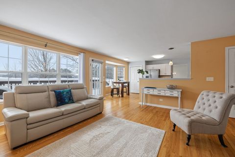 Tiny photo for 3311 Fairmont Avenue, Naperville, IL 60564 (MLS # 12525346)