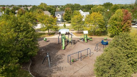 Tiny photo for 3311 Fairmont Avenue, Naperville, IL 60564 (MLS # 12525346)