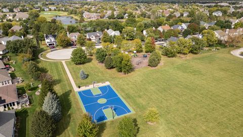 Tiny photo for 3311 Fairmont Avenue, Naperville, IL 60564 (MLS # 12525346)