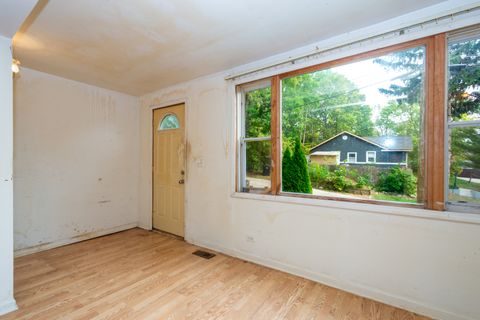 Tiny photo for 38178 N 1st Avenue, Spring Grove, IL 60081 (MLS # 12498640)