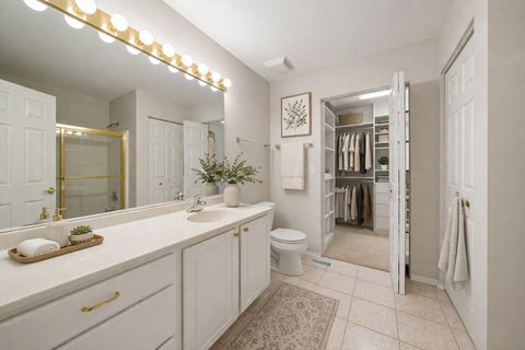 Tiny photo for 233 Spring Court, North Aurora, IL 60542 (MLS # 12626837)