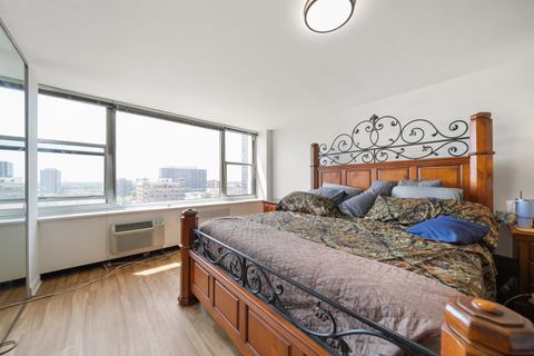 Tiny photo for 4250 N Marine Drive #1235, Chicago, IL 60613 (MLS # 12558320)