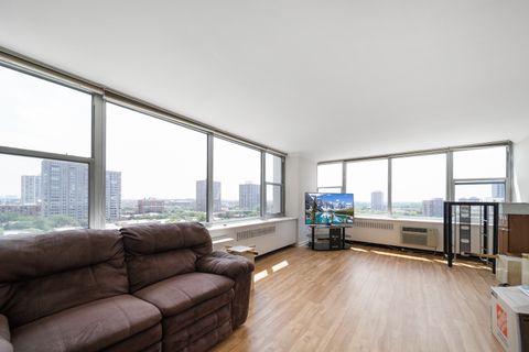 Tiny photo for 4250 N Marine Drive #1235, Chicago, IL 60613 (MLS # 12558320)
