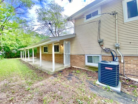 Tiny photo for 332 Gentry Street, Park Forest, IL 60466 (MLS # 12547423)