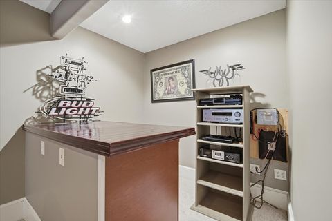 Tiny photo for 2706 Stratmoor Drive, Bloomington, IL 61705 (MLS # 12650283)