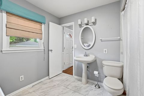 Tiny photo for 18833 Park Avenue, Lansing, IL 60438 (MLS # 12641776)