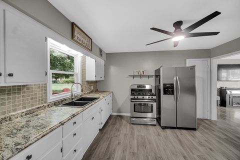 Tiny photo for 555 W Brookmont Boulevard W, Bradley, IL 60915 (MLS # 12479547)