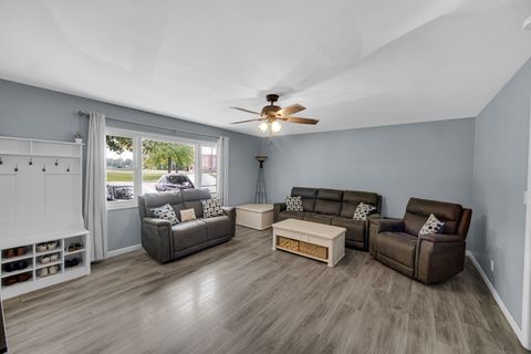 Tiny photo for 555 W Brookmont Boulevard W, Bradley, IL 60915 (MLS # 12479547)