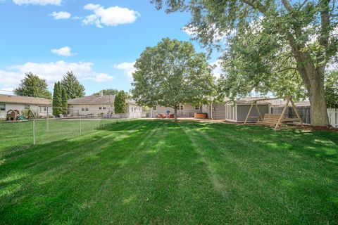 Tiny photo for 555 W Brookmont Boulevard W, Bradley, IL 60915 (MLS # 12479547)
