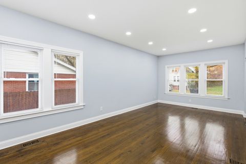Tiny photo for 312 E 136th Street, Chicago, IL 60827 (MLS # 12523070)