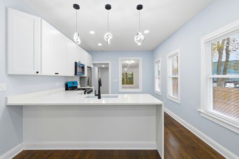 Tiny photo for 312 E 136th Street, Chicago, IL 60827 (MLS # 12523070)