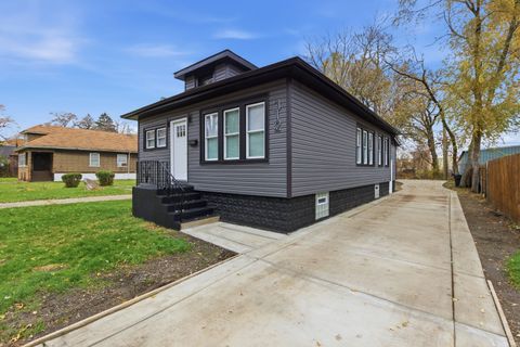 Tiny photo for 312 E 136th Street, Chicago, IL 60827 (MLS # 12523070)
