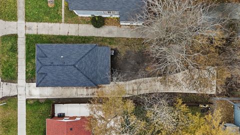 Tiny photo for 312 E 136th Street, Chicago, IL 60827 (MLS # 12523070)