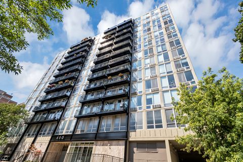 Photo of 450 W Briar Place #13G, Chicago, IL 60657 (MLS # 12513353)