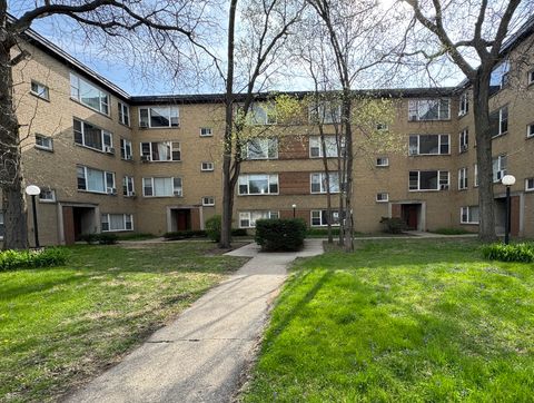 6141 N Seeley Avenue 1D Chicago IL 60659