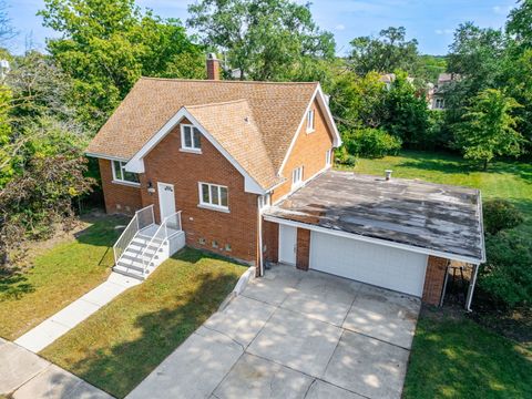 Tiny photo for 4313 Elm Avenue, Lyons, IL 60534 (MLS # 12319174)