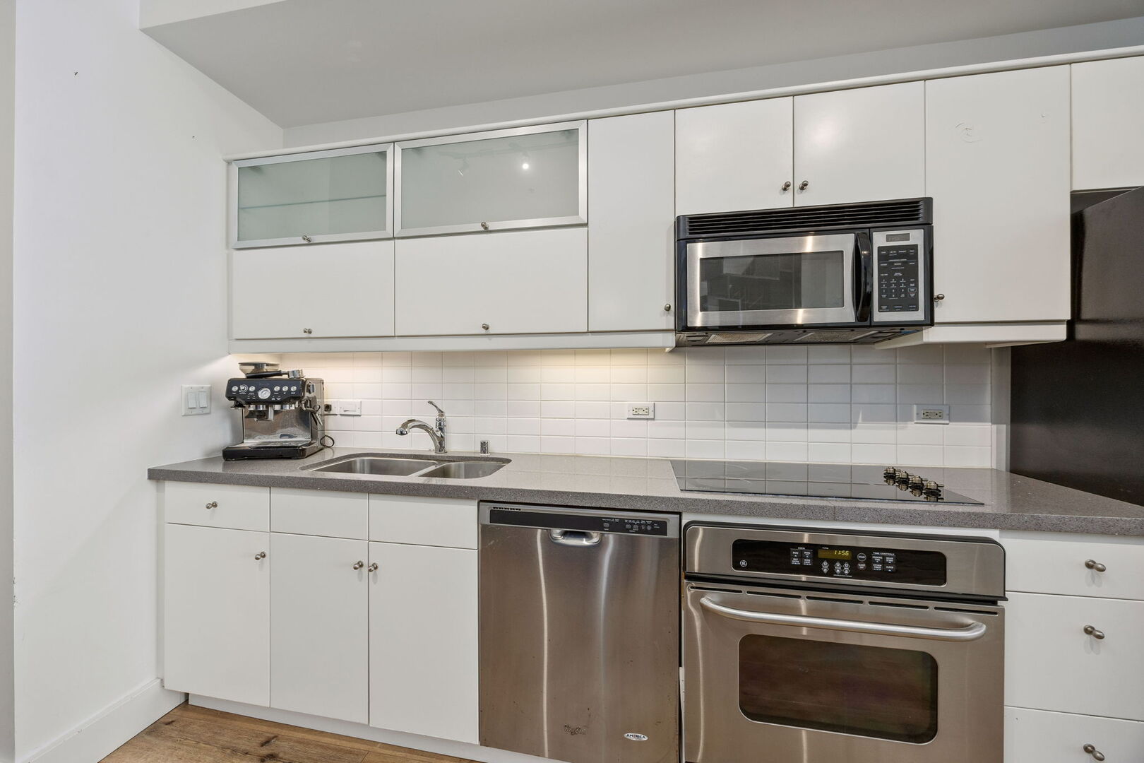 350 W Ash Street 603