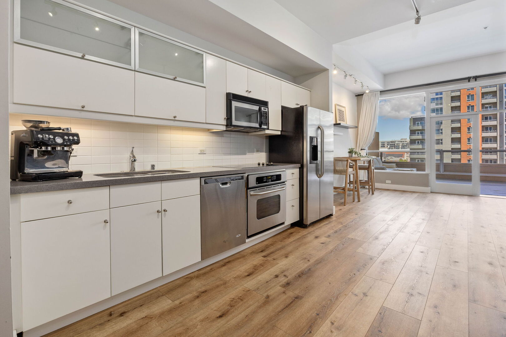 350 W Ash Street 603