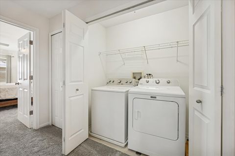 Tiny photo for 1424 S FAIRFIELD Avenue #1424, Lombard, IL 60148 (MLS # 12562024)