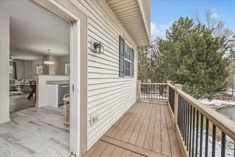 Tiny photo for 1424 S FAIRFIELD Avenue #1424, Lombard, IL 60148 (MLS # 12562024)