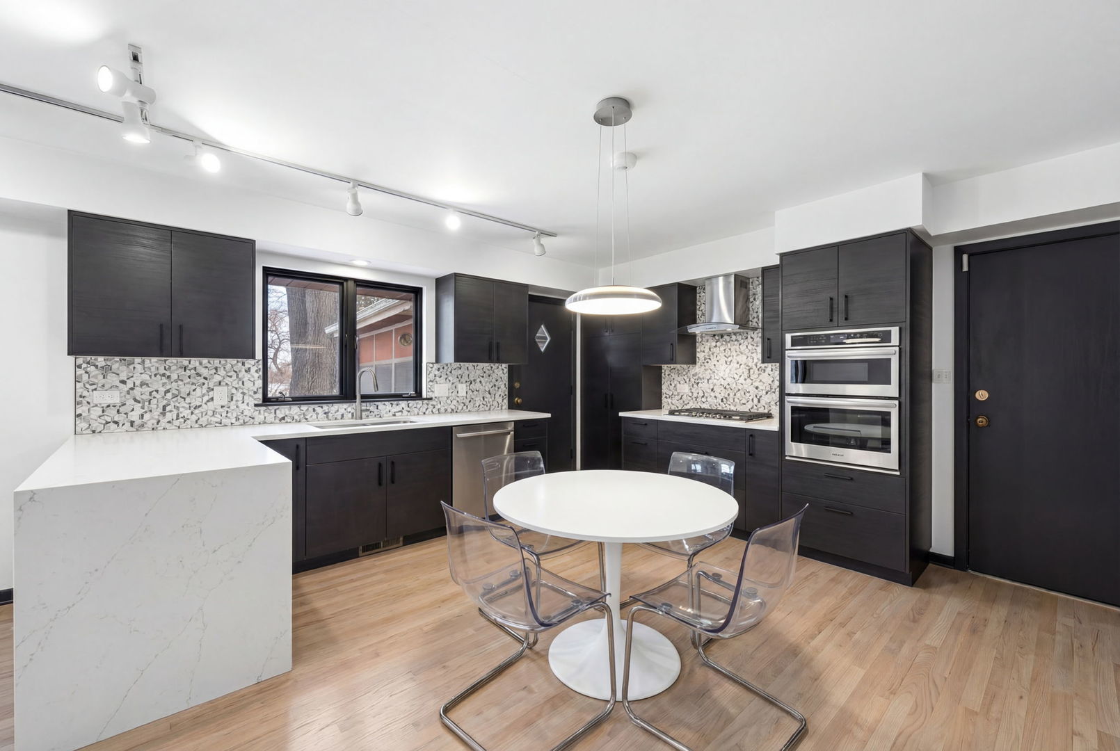 1927 Warrenville Road